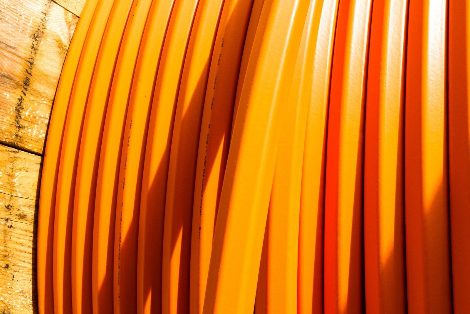 Connector equipped cable